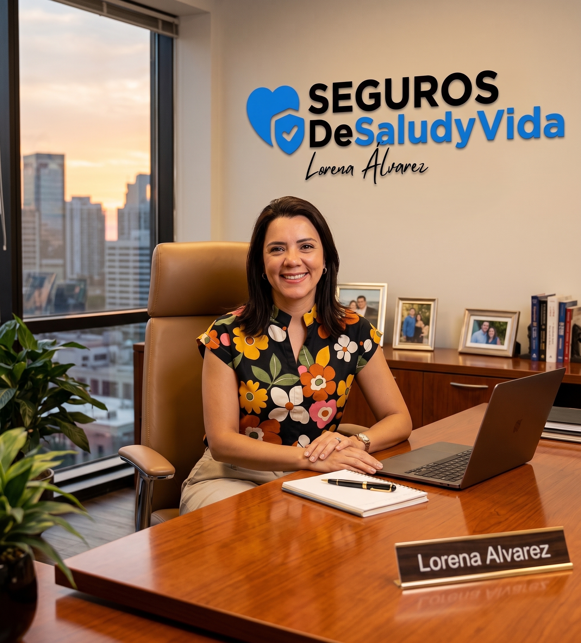 Lorena Álvarez en su oficina